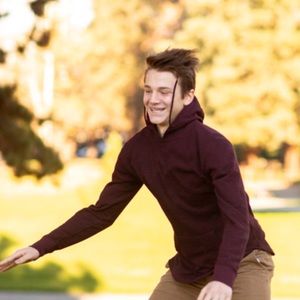 Meet your Posher, Isak